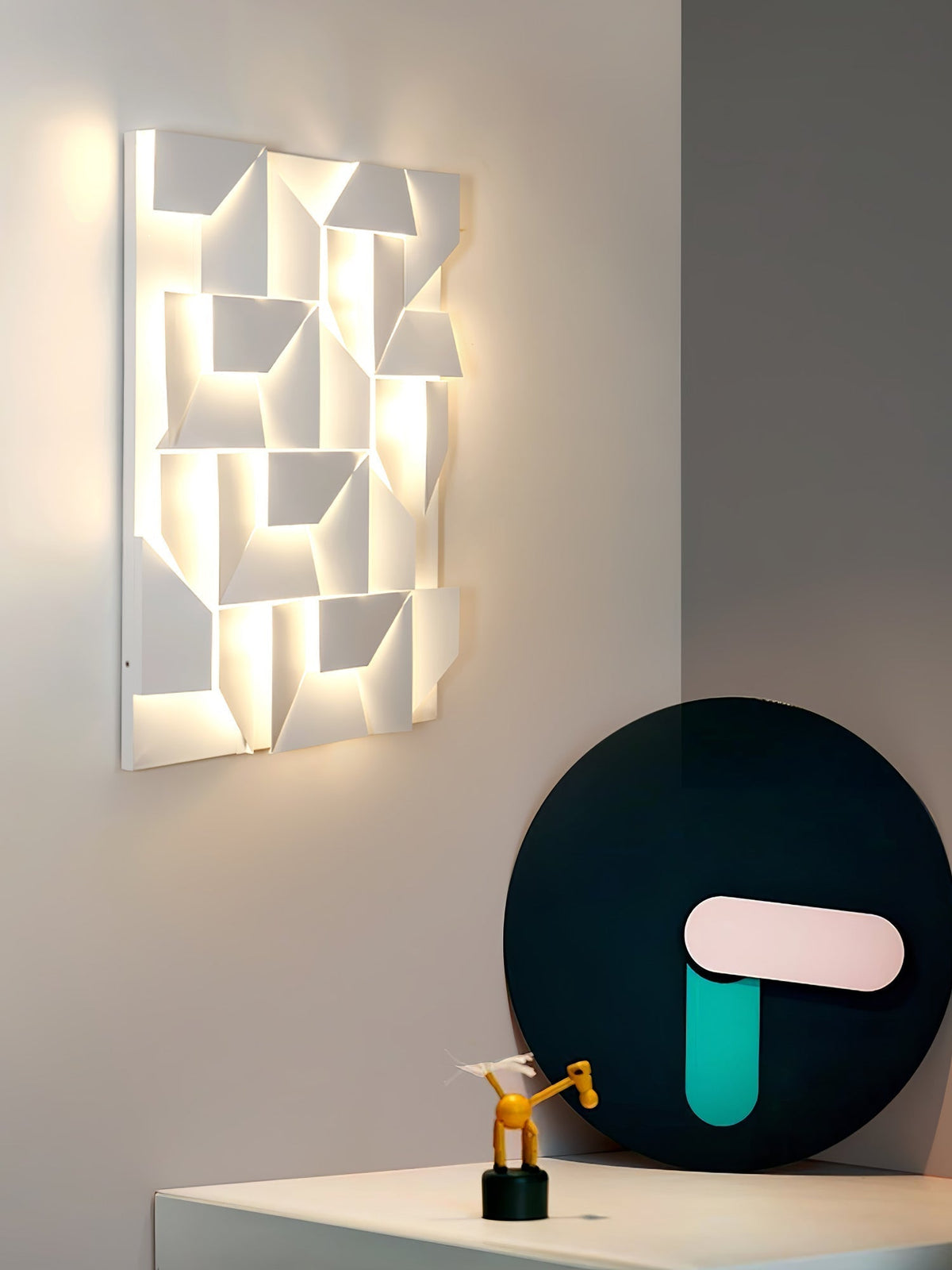 Shadows Charging Grand Sconce