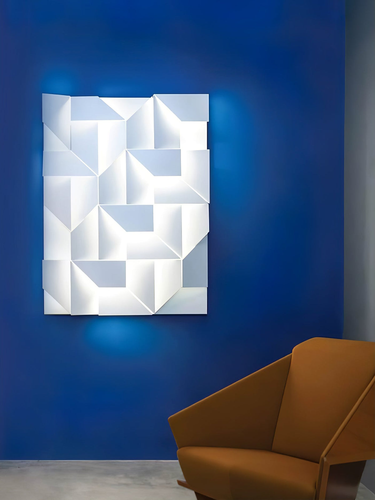 Shadows Charging Grand Sconce