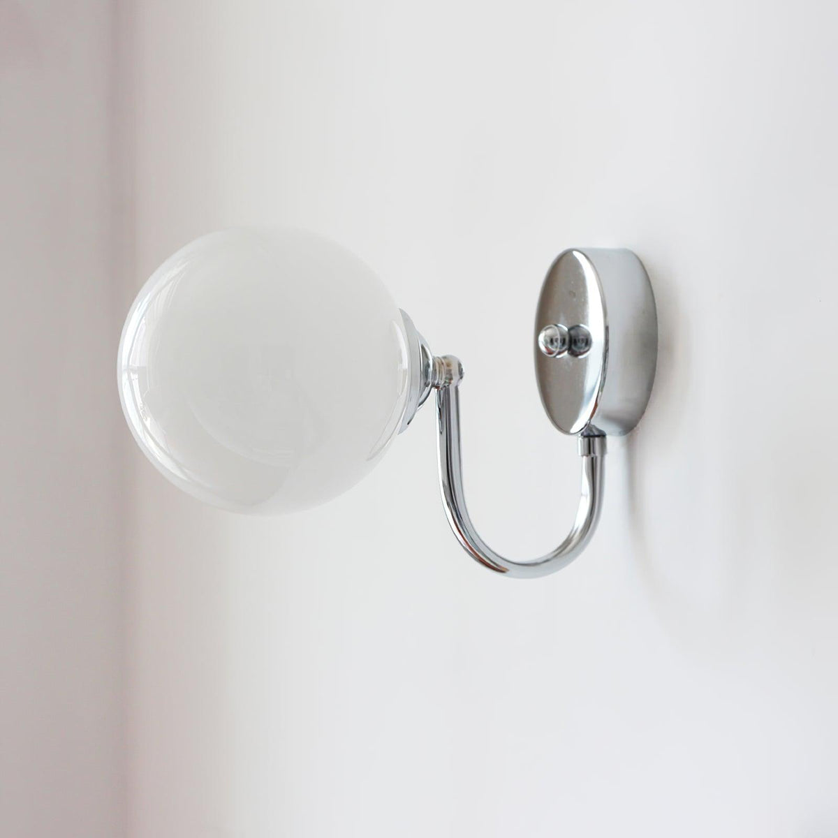 staggered-glass-sconce