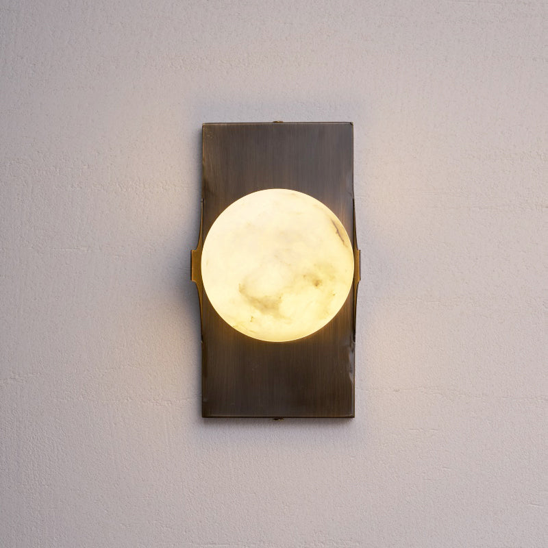 timeless-alabaster-wall-lamp