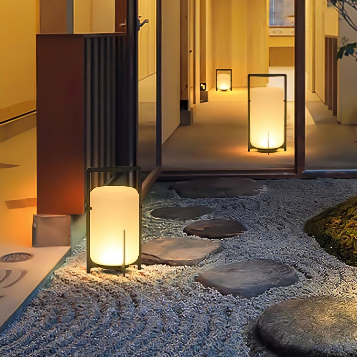 Twilight Lantern Portable Rechargeable Dining Lamp for Outd