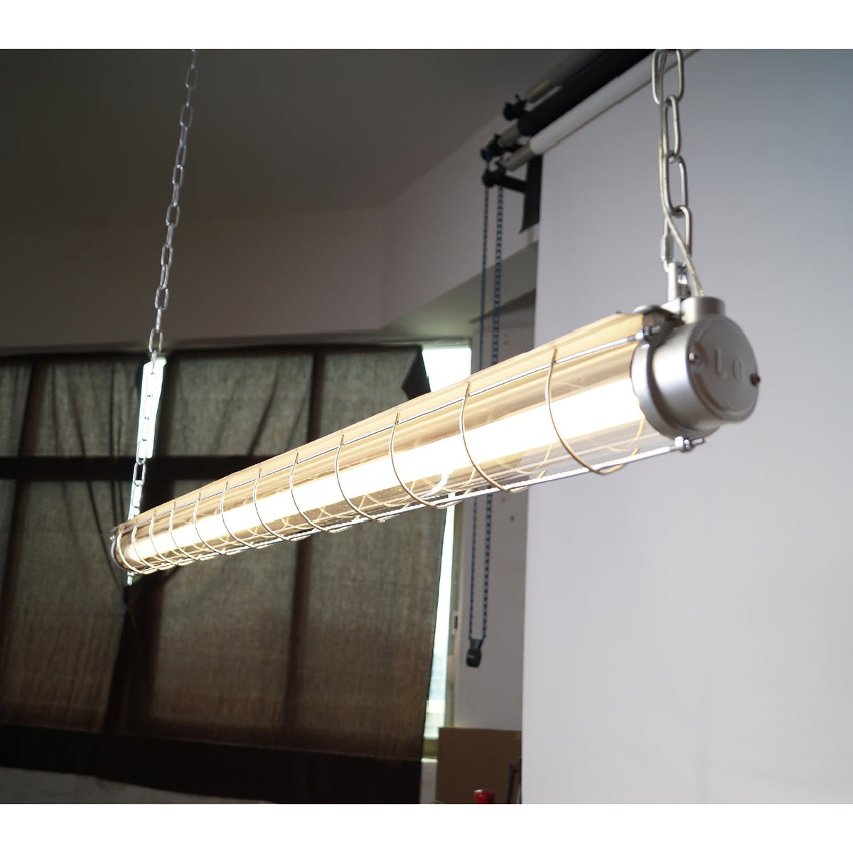 ultra-mariner-pendant-light