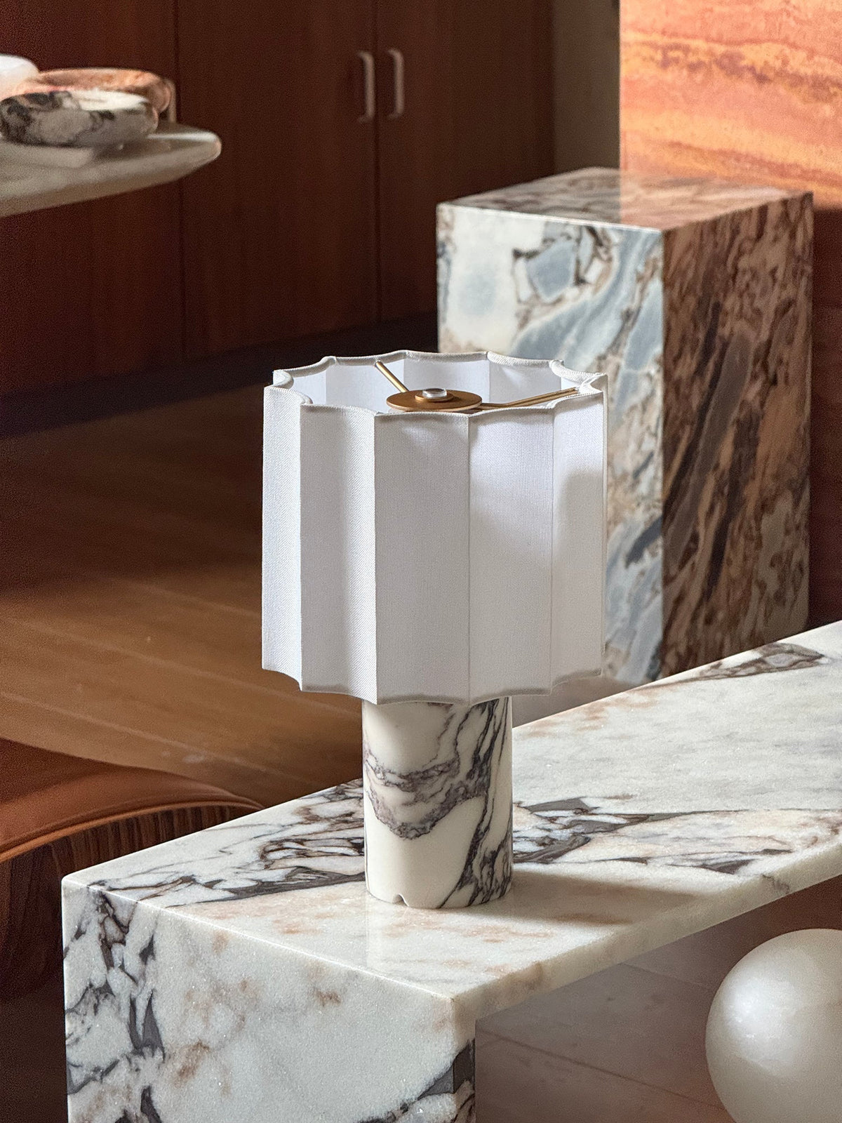 valli-table-lamp