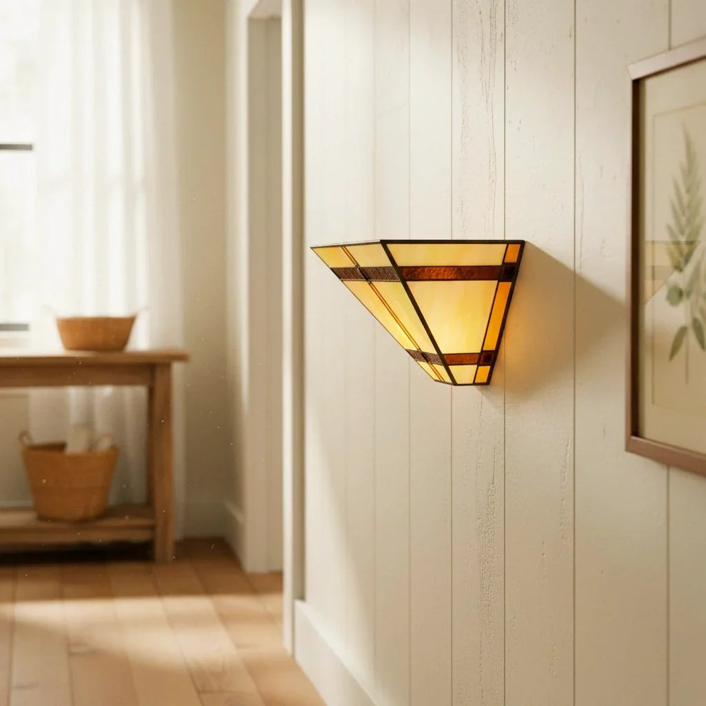 varenna-farmhouse-tiffany-stained-glass-wall-sconce