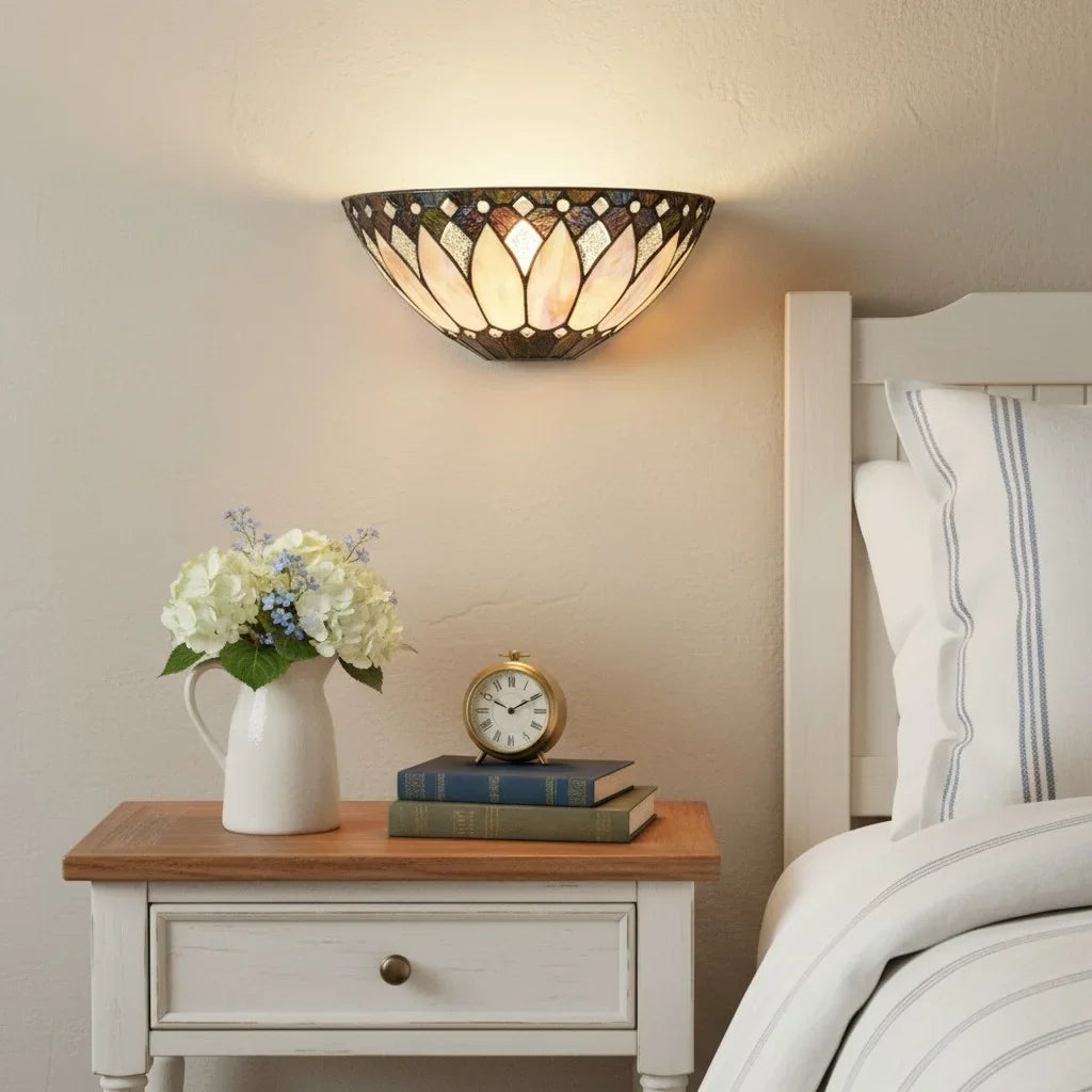 vintage-tiffany-stained-glass-wall-sconce