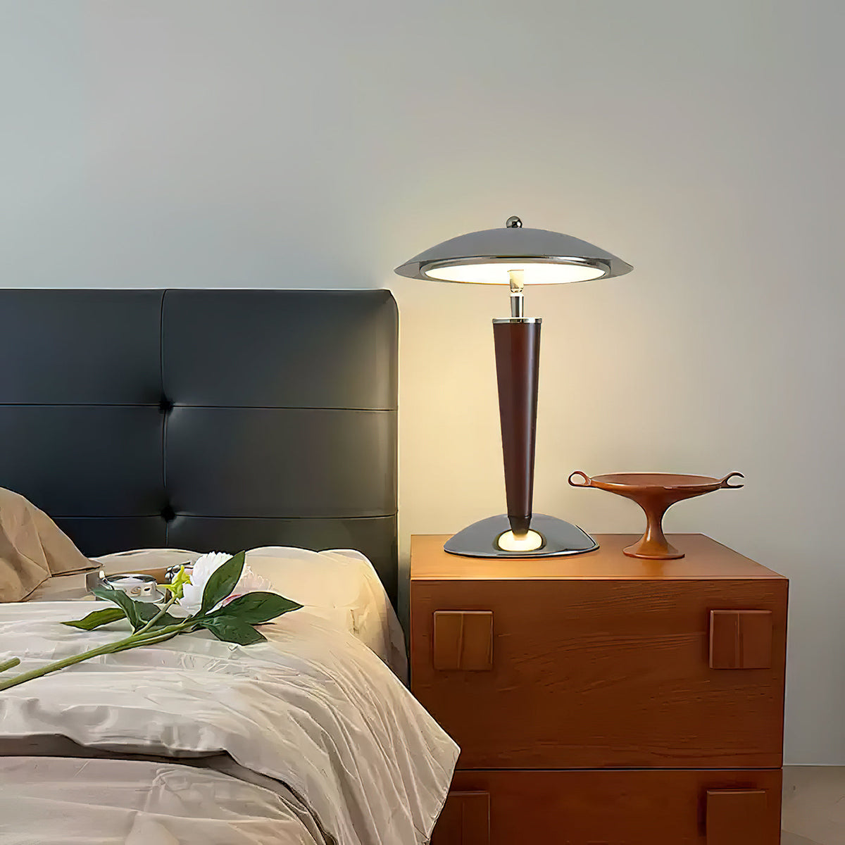 volos-dome-table-lamp