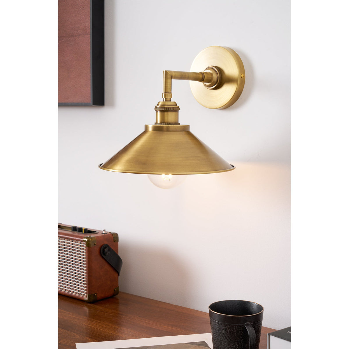 whizzer-wall-lamp