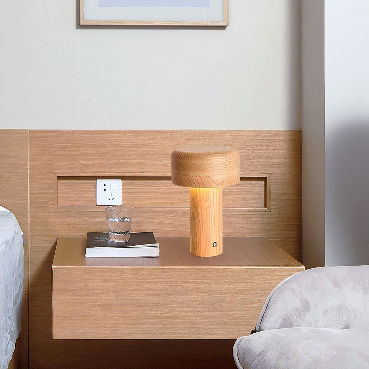 wooden-tower-table-lamp