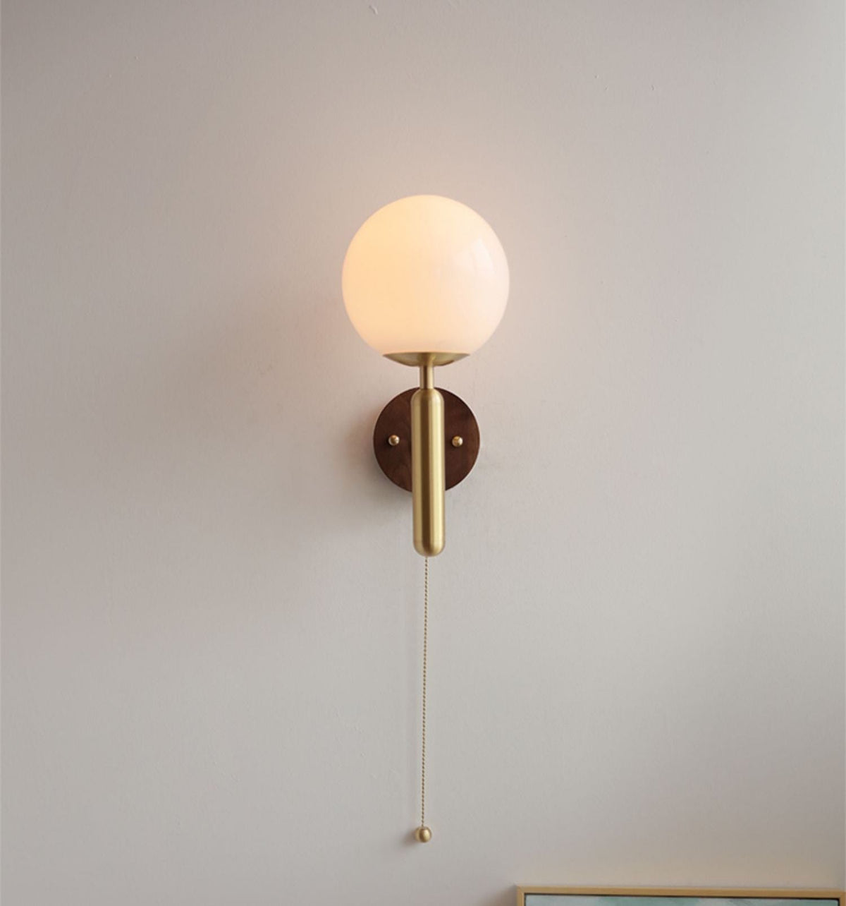 wood-glass-globe-wall-light-120wl
