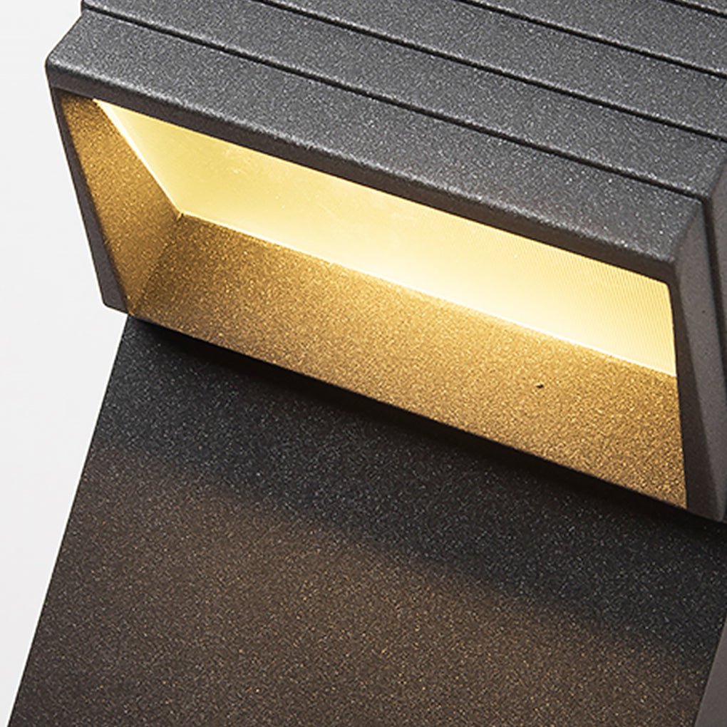 Minimalist Chic Outdoor Waterproof Led Lawn Light For Villa Courtyard Garden
