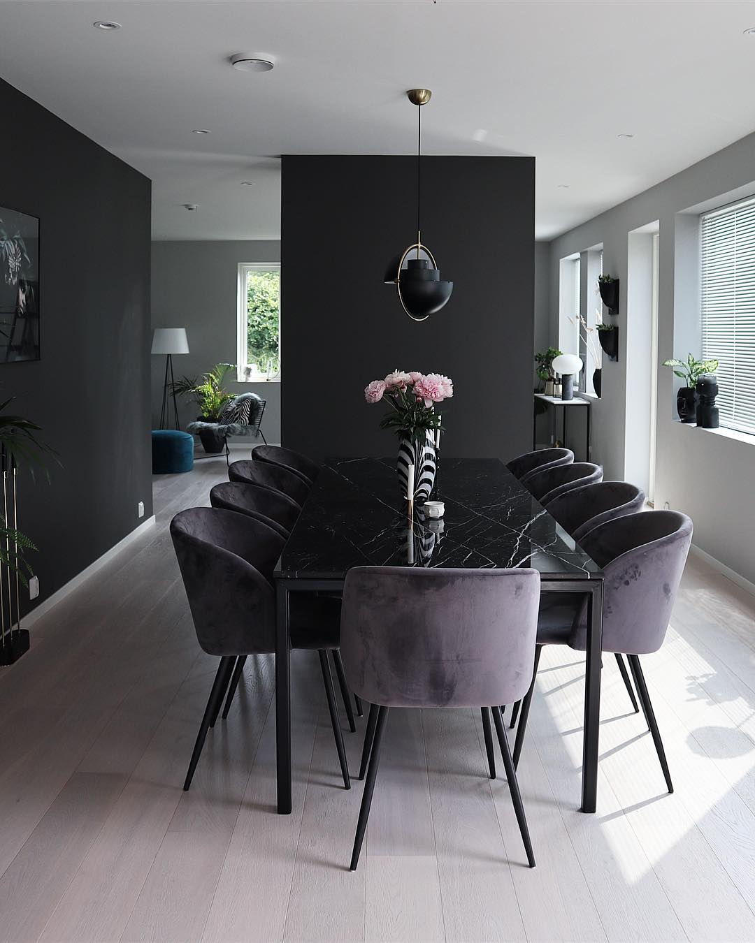 Irregular Sphere Hanging Lamp
