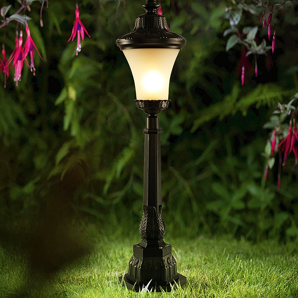 Retro Outdoor High Pole Landscape Decorative Lighting Post Lights For Garden Park