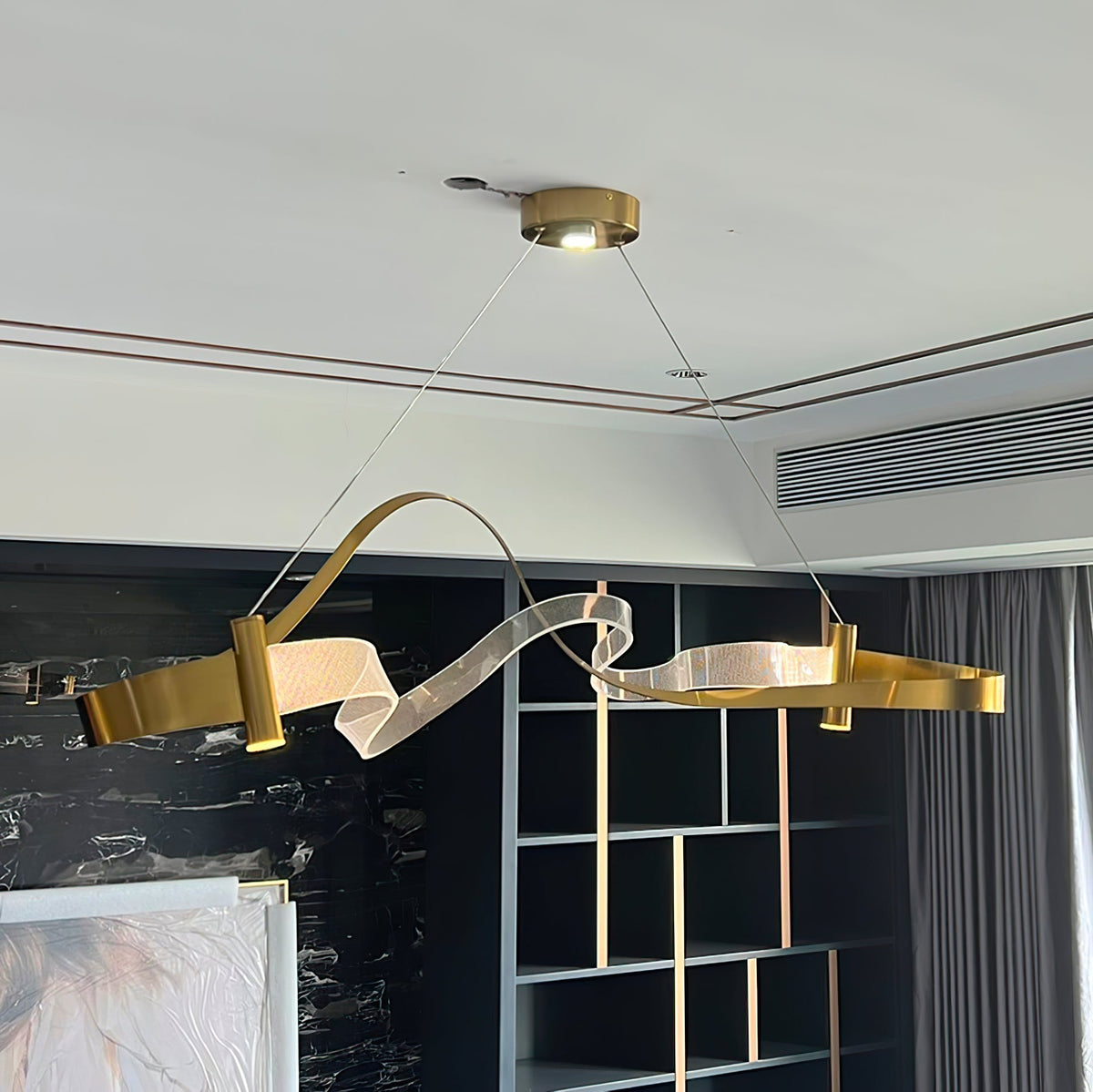 zephyr-led-linear-chandelier