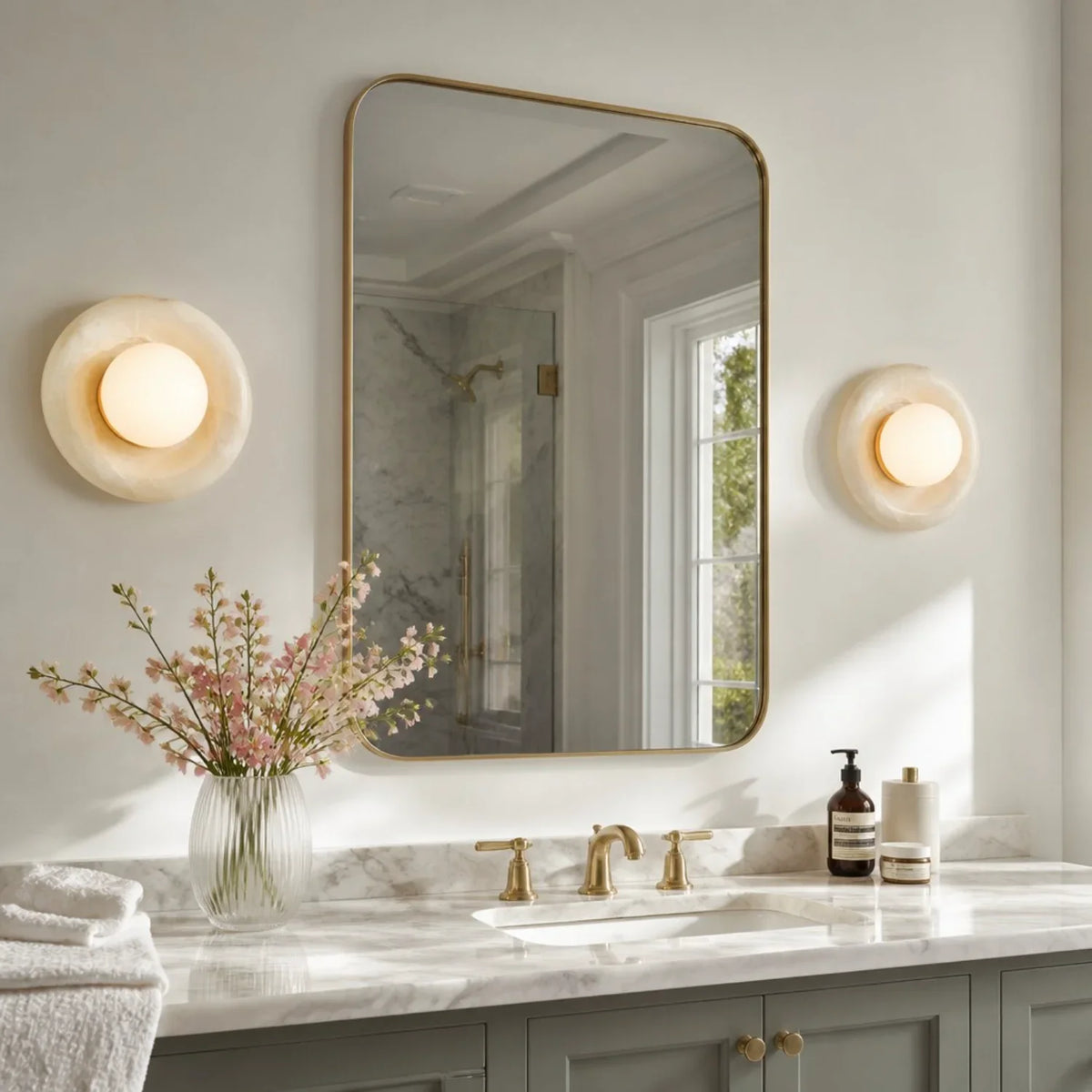 rhea-modern-natural-gravure-onyx-glass-globe-wall-sconce
