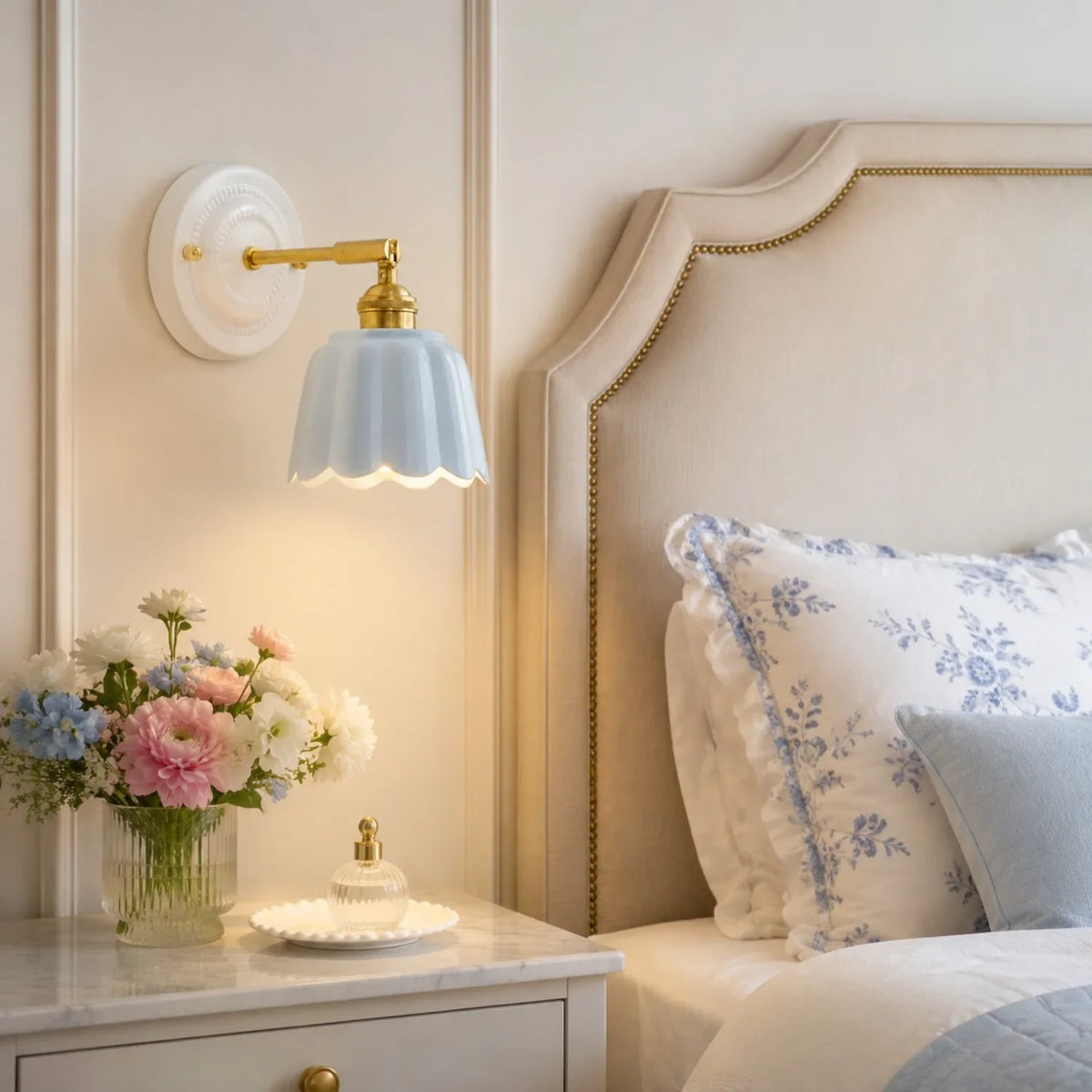 sidney-vintage-flower-ceramic-wall-sconce