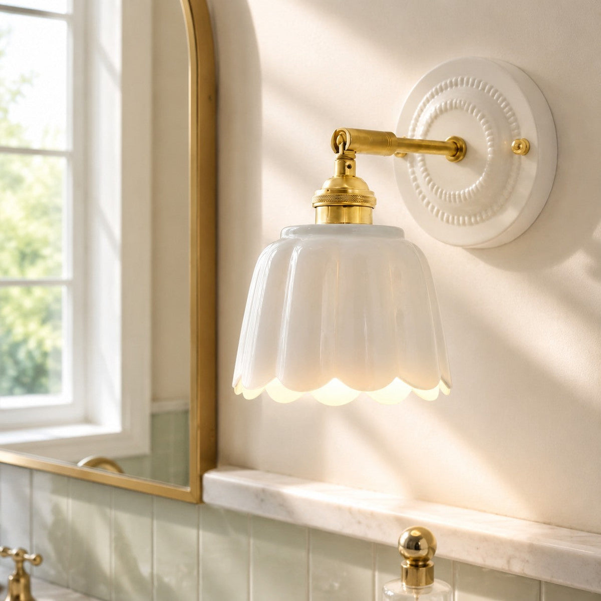 sidney-vintage-flower-ceramic-wall-sconce