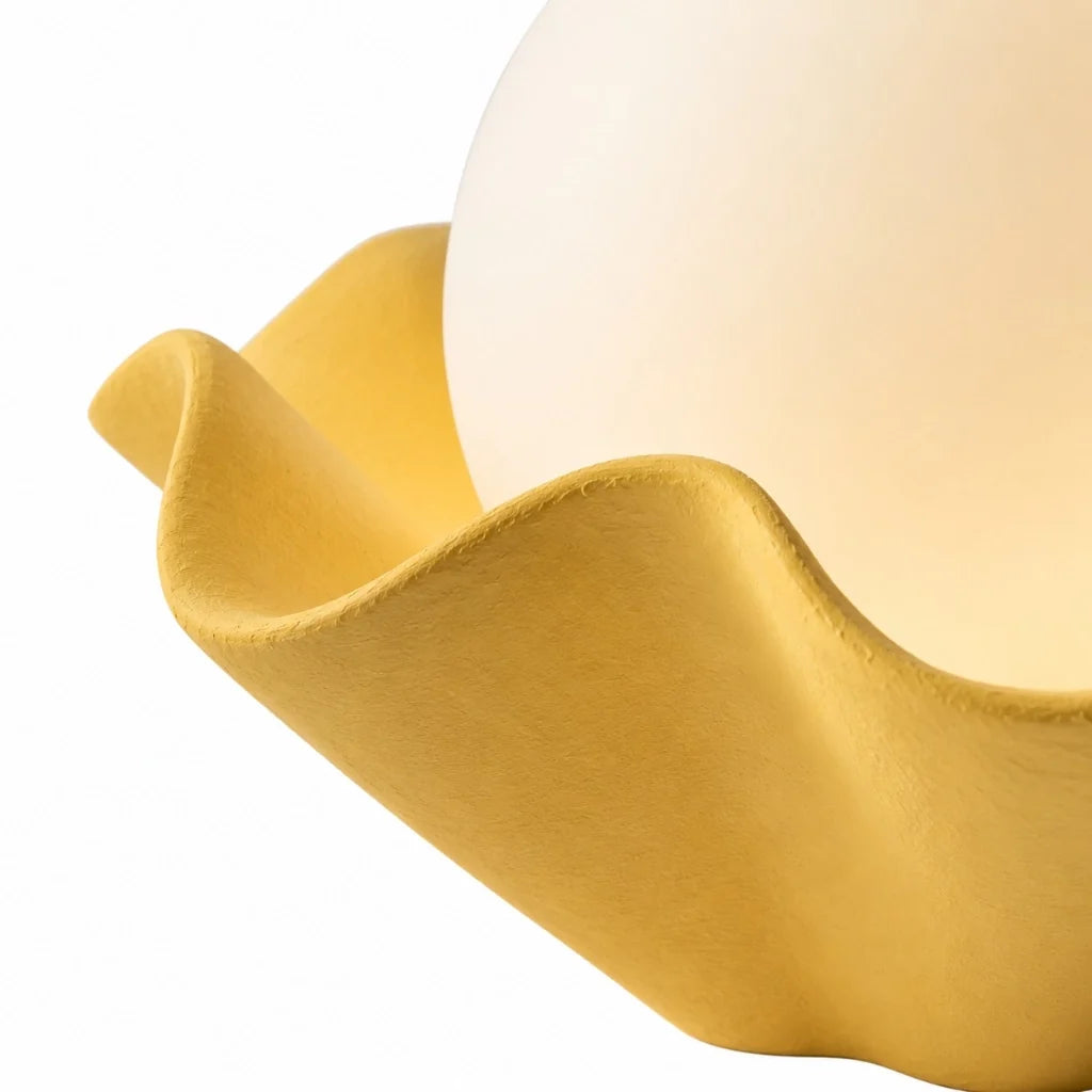 thalassa-modern-wavy-shell-ceramic-table-light