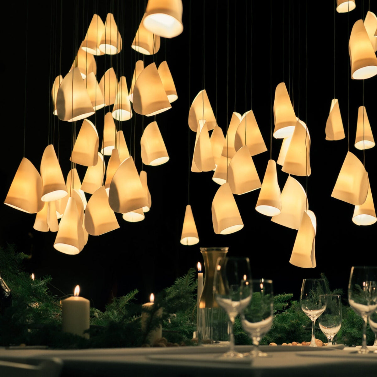 21-thin-porcelain-pendant-lamp