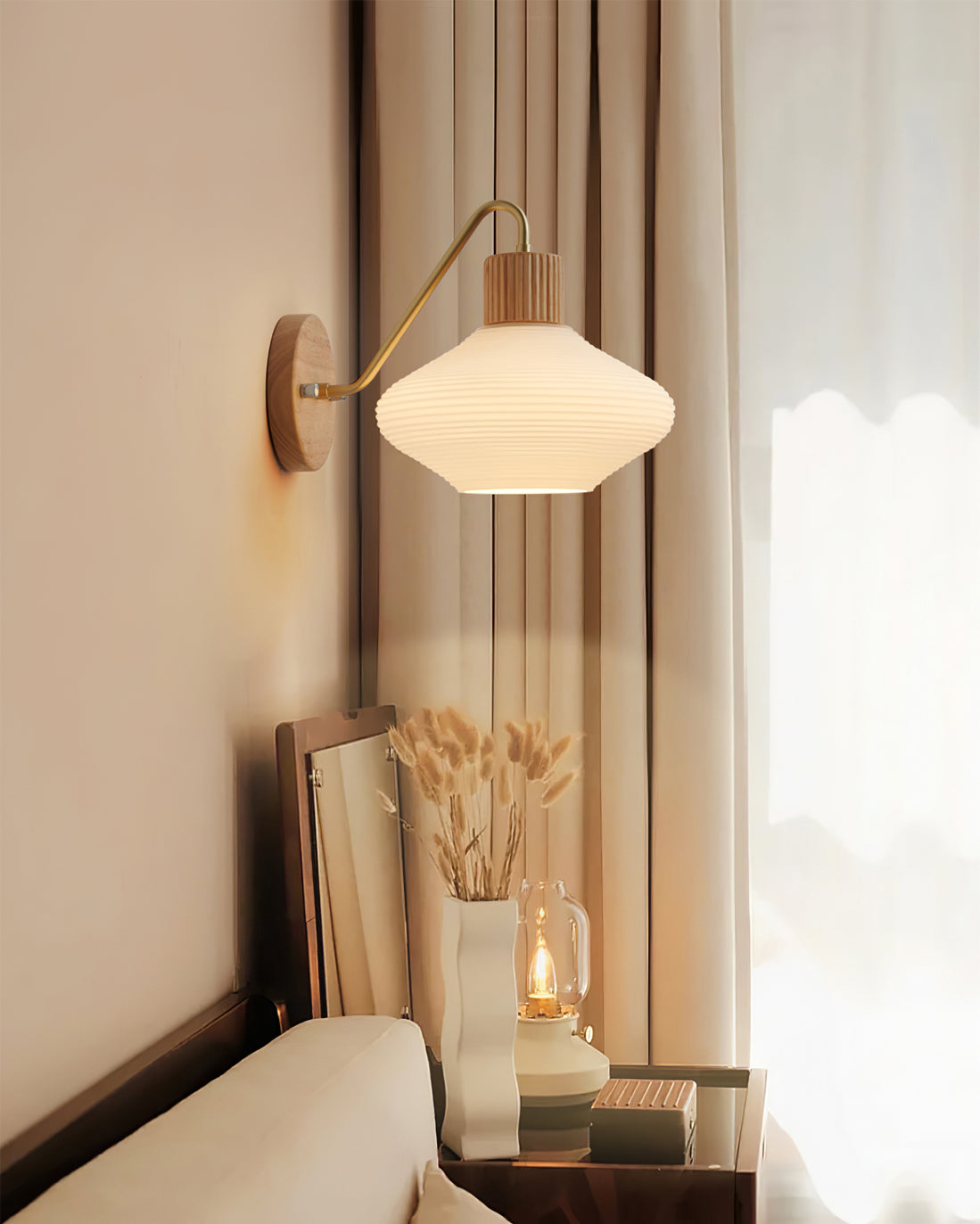 wohlert-wall-lamp