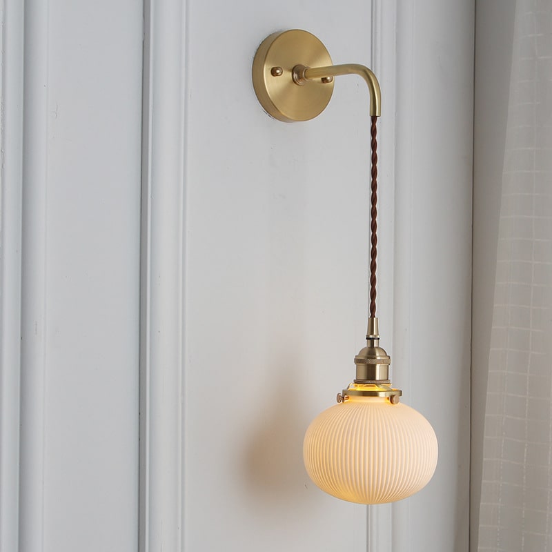 white-ceramic-wall-light-203st