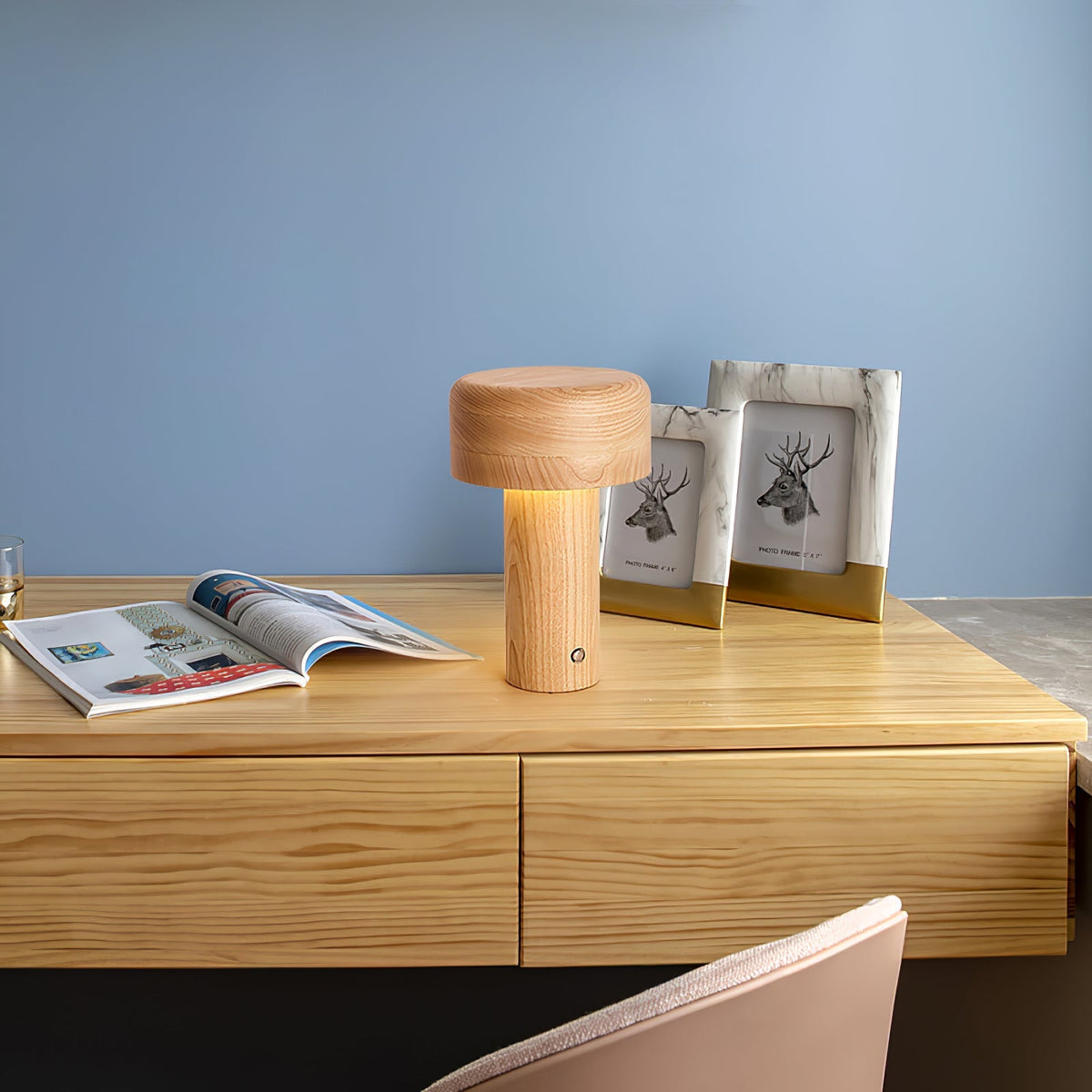 wooden-tower-table-lamp