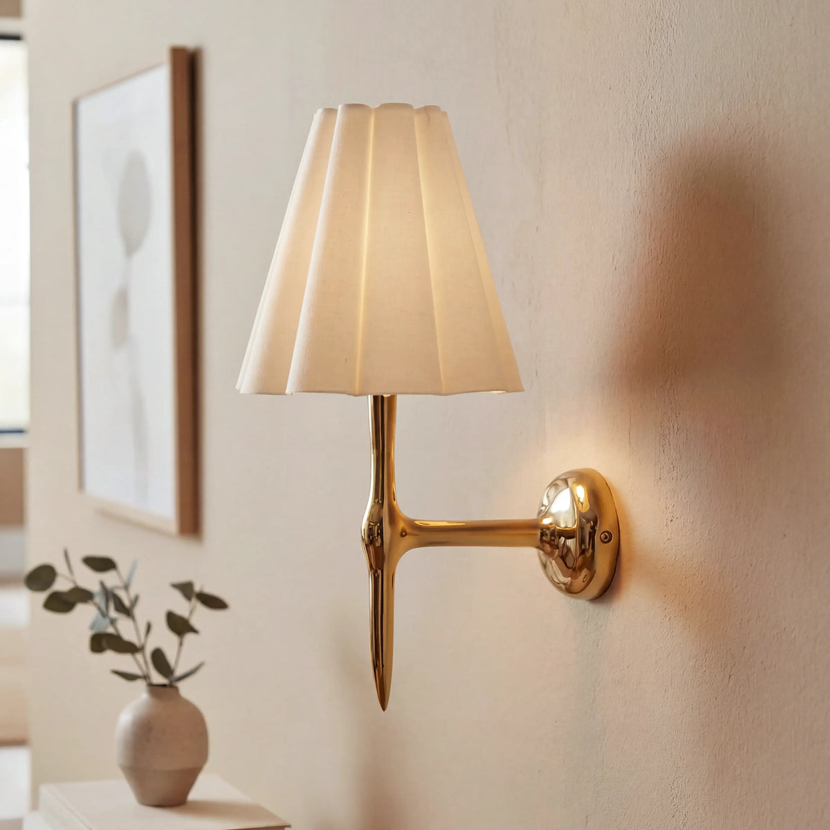 blossyn-modern-art-deco-fabric-brass-wall-sconce