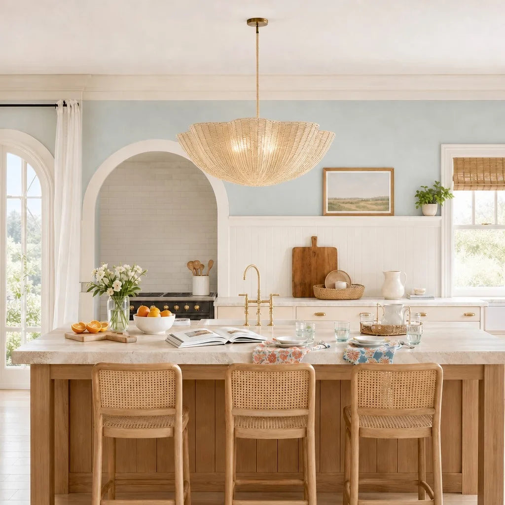 natural-woven-rattan-scalloped-pendant-light