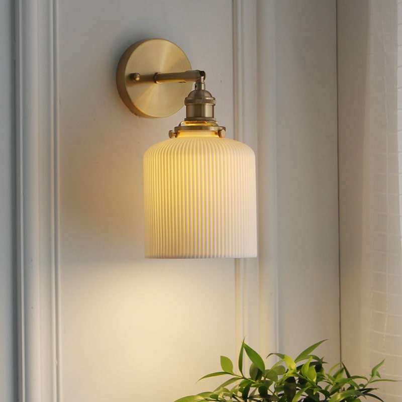 white-ceramic-wall-light-202st