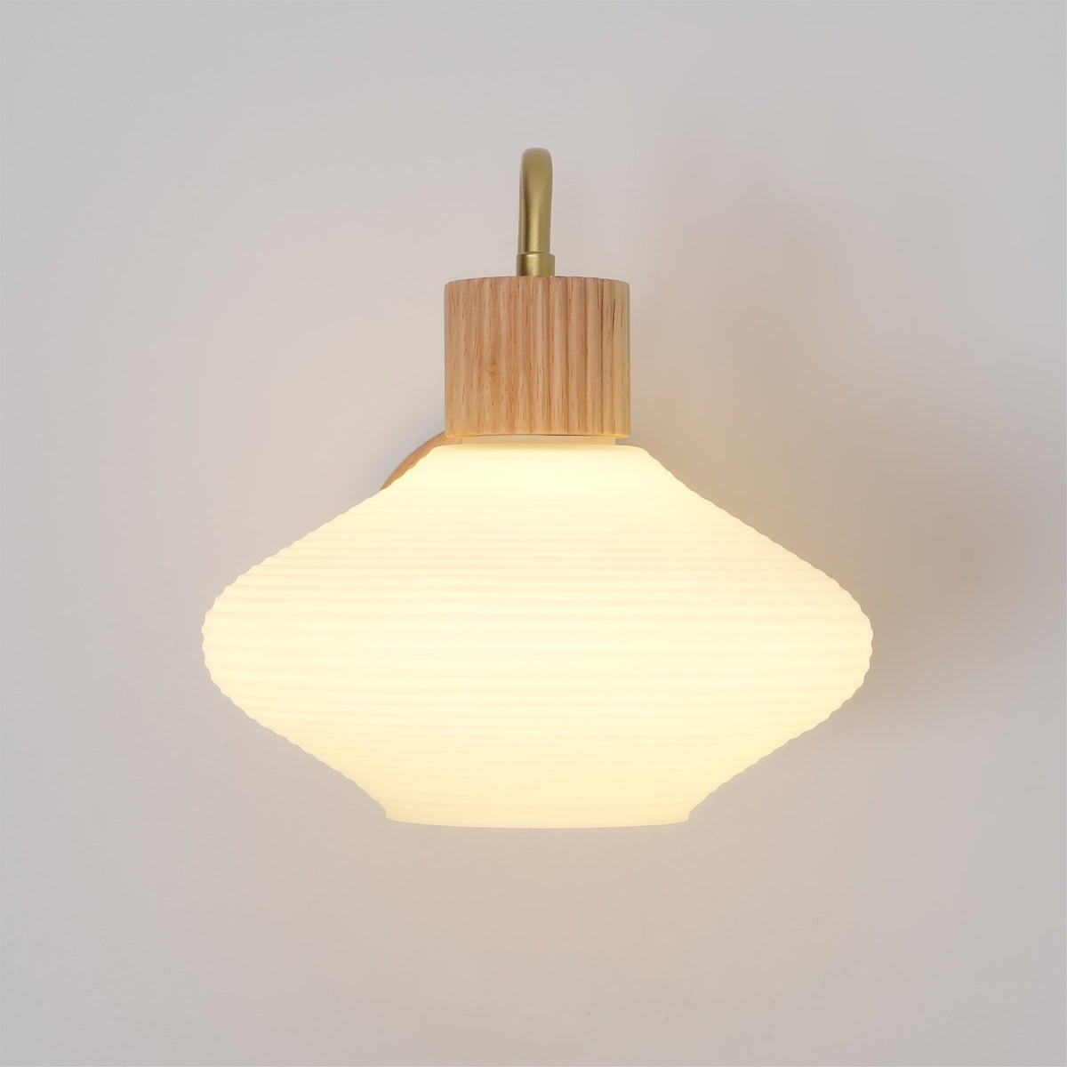 wohlert-wall-lamp