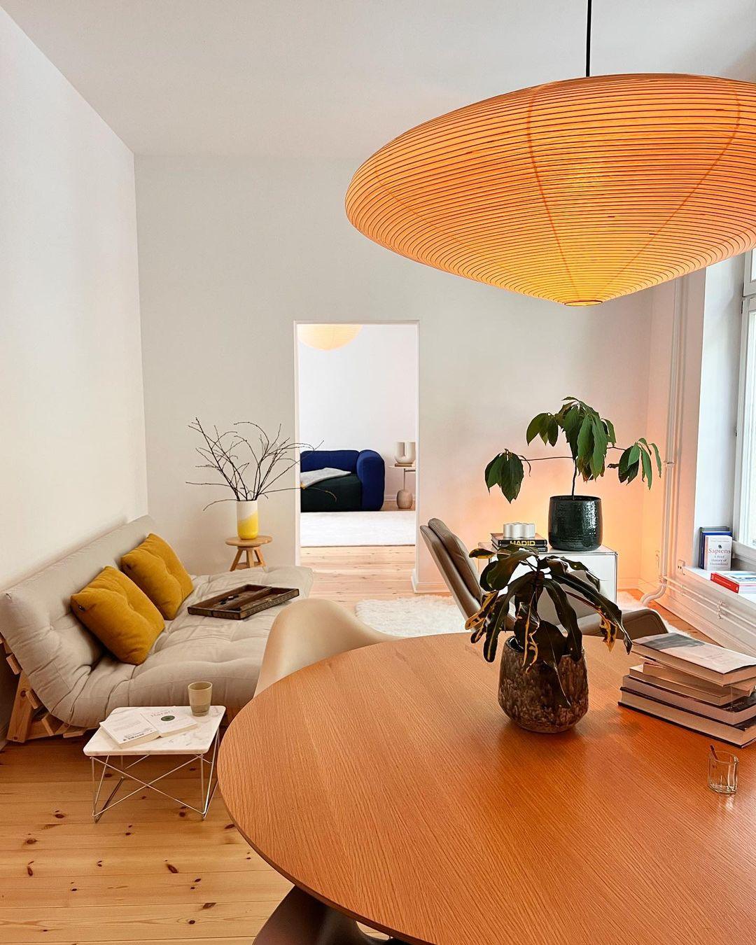akari-oval-pendant-light