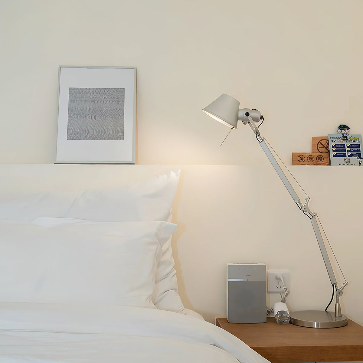 brady-rocker-arm-table-lamp