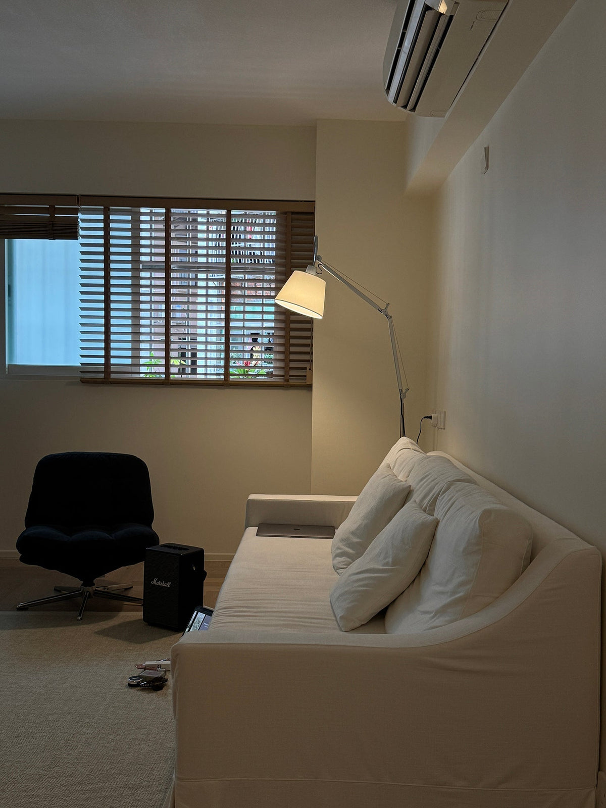 artemide-floor-lamp