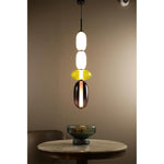 stained-glass-pendant-lamp