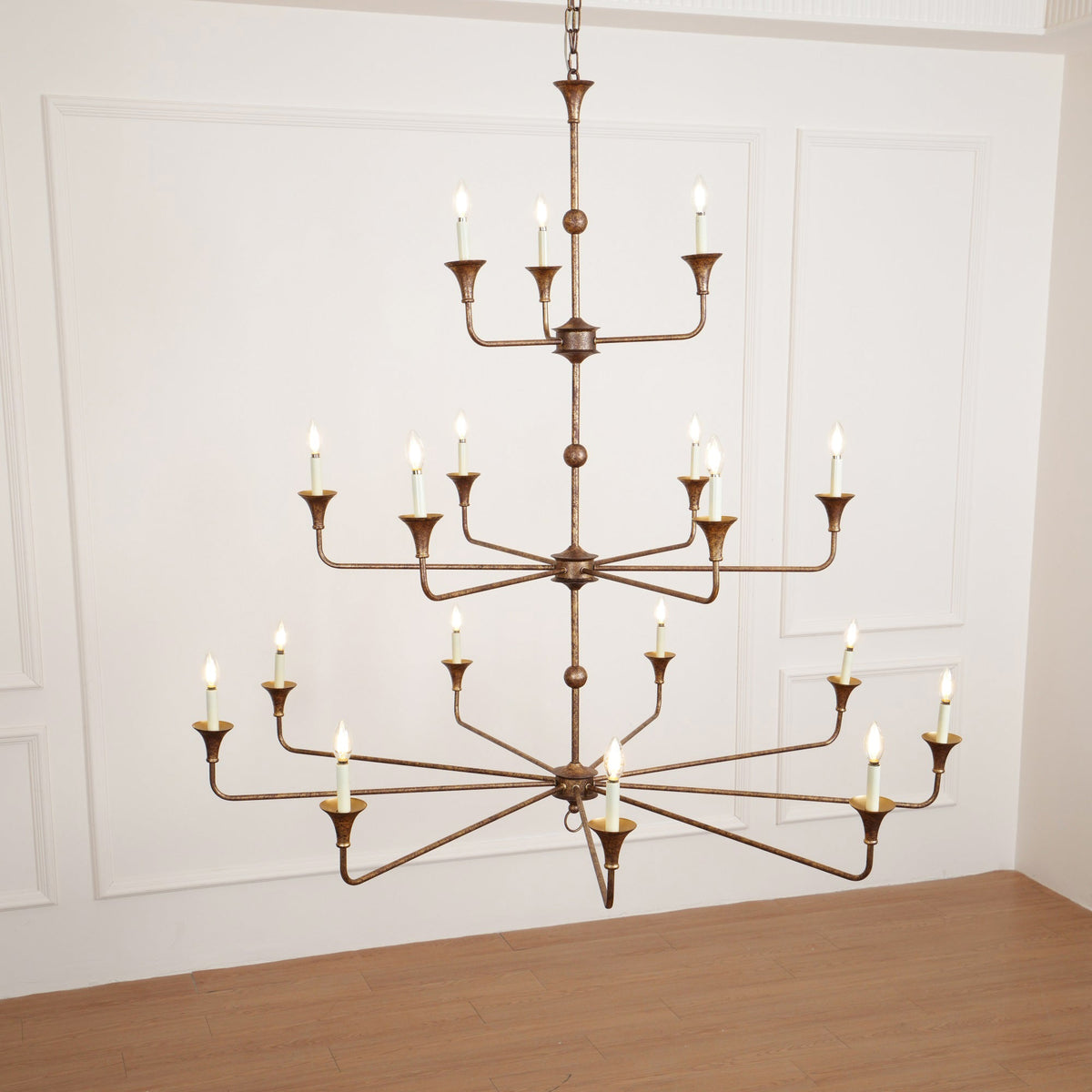 cecil-grande-chandelier