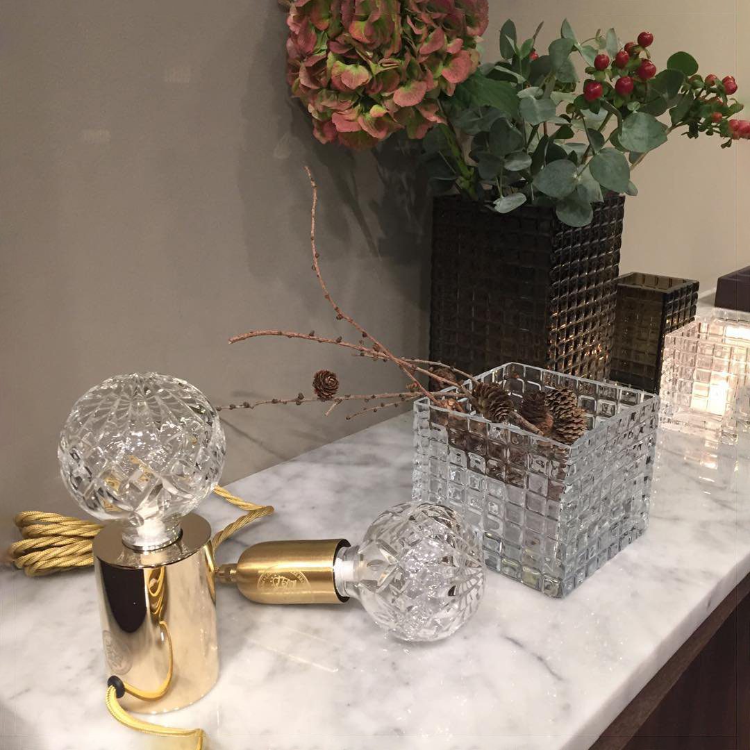 LED Table Lamp with Crystal Bulb