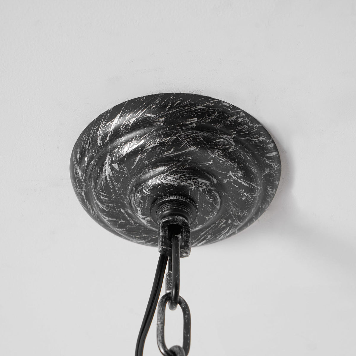 crystal-inverted-pyramid-chandelier