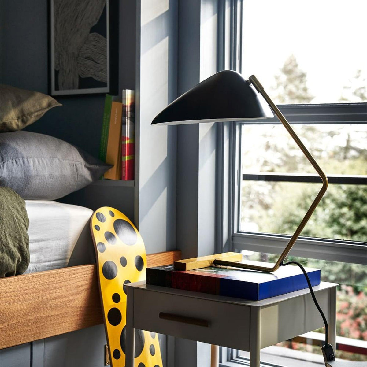 Curvilinear Mid Century Table Lamp