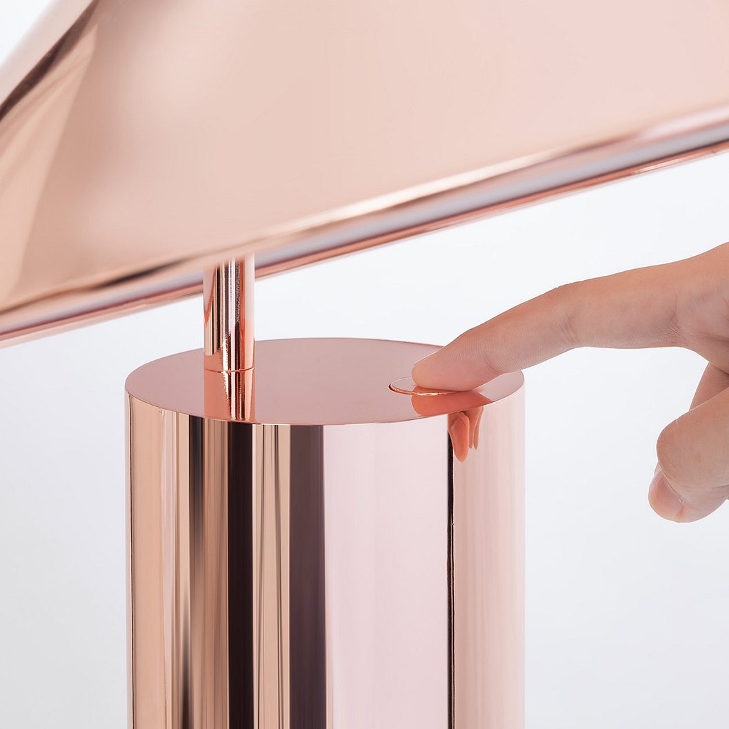 Damo Desk Lamp