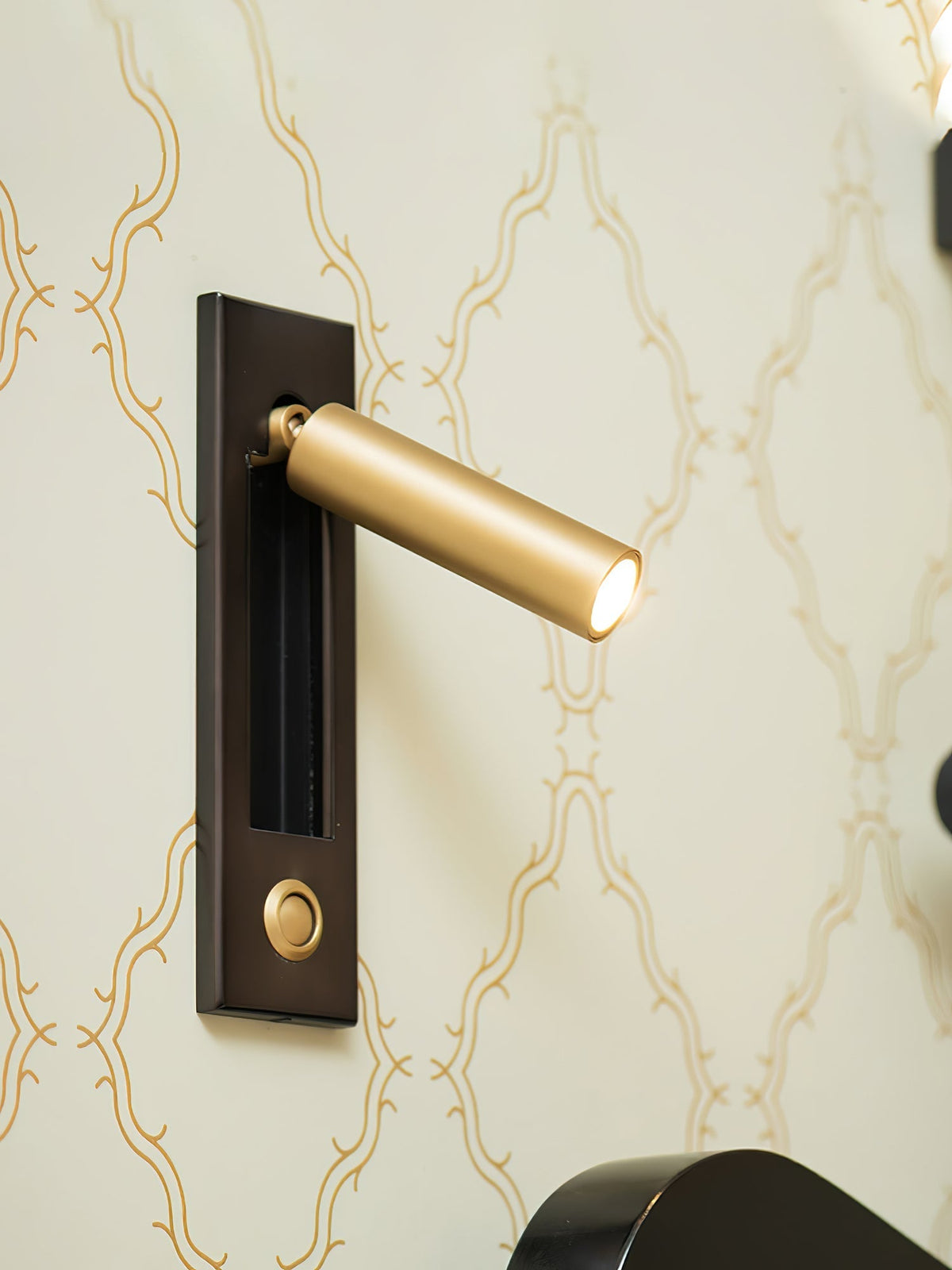 Embedded Bedside Plug In Sconce