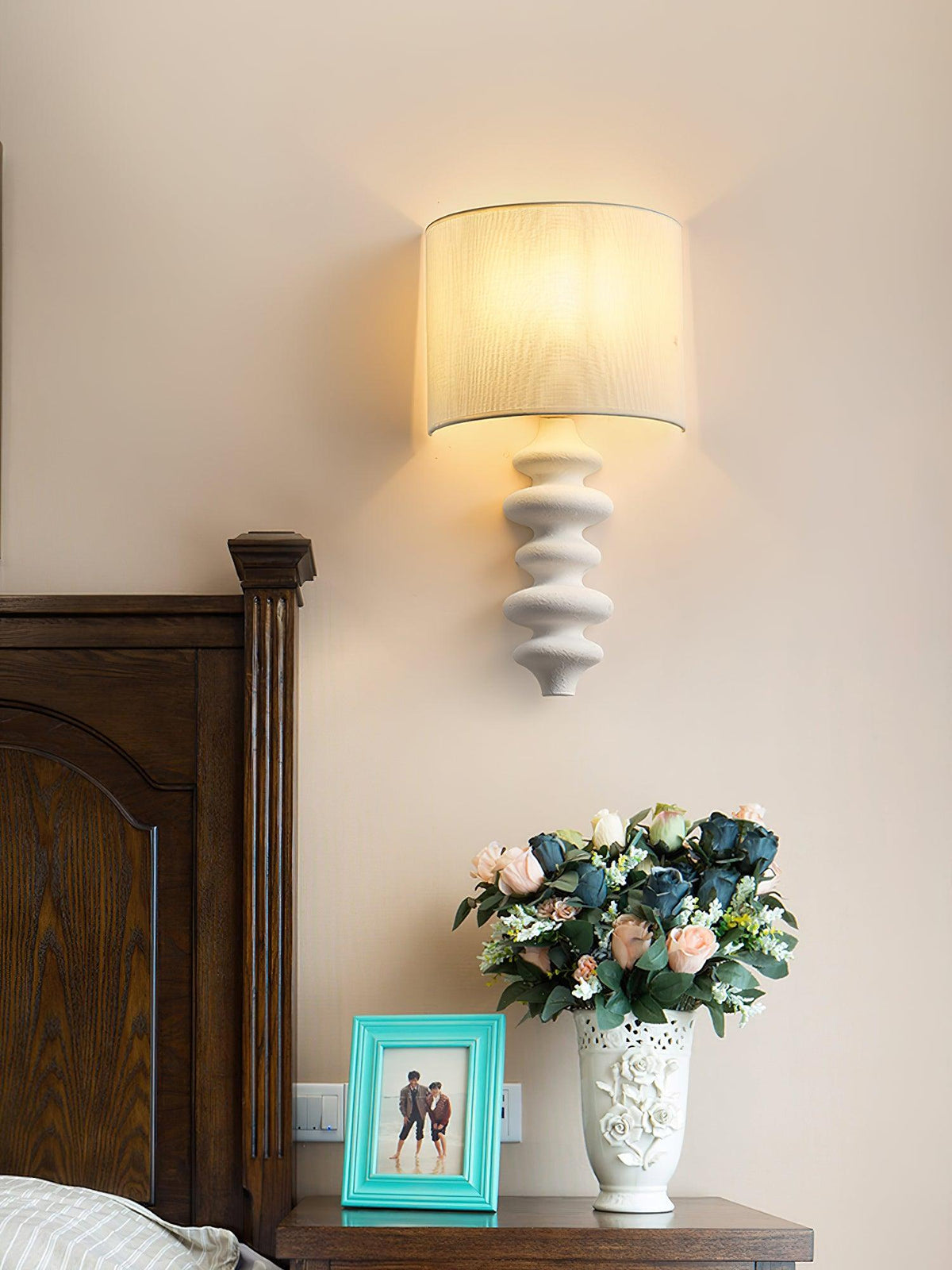 Fishbone Plug In Sconce