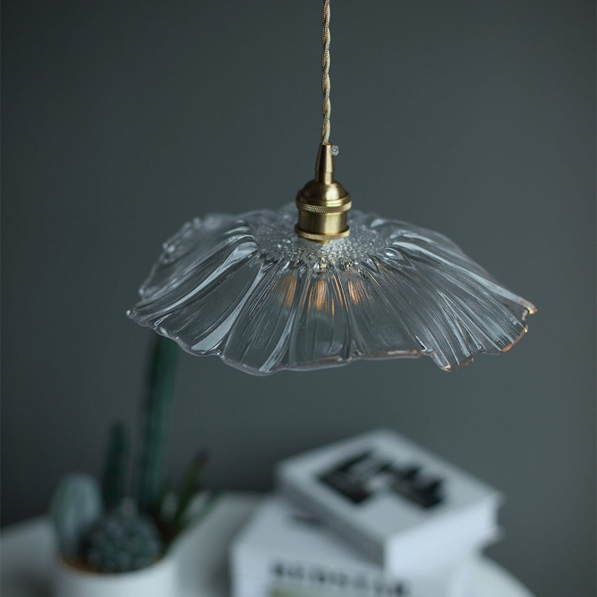 flower-glass-swag-lights