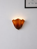 flower-glass-wall-lamp