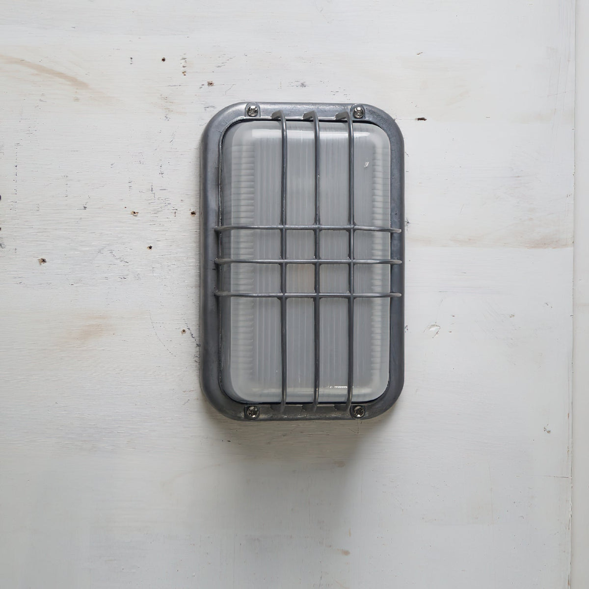 garden-trading-chatham-outdoor-sconce
