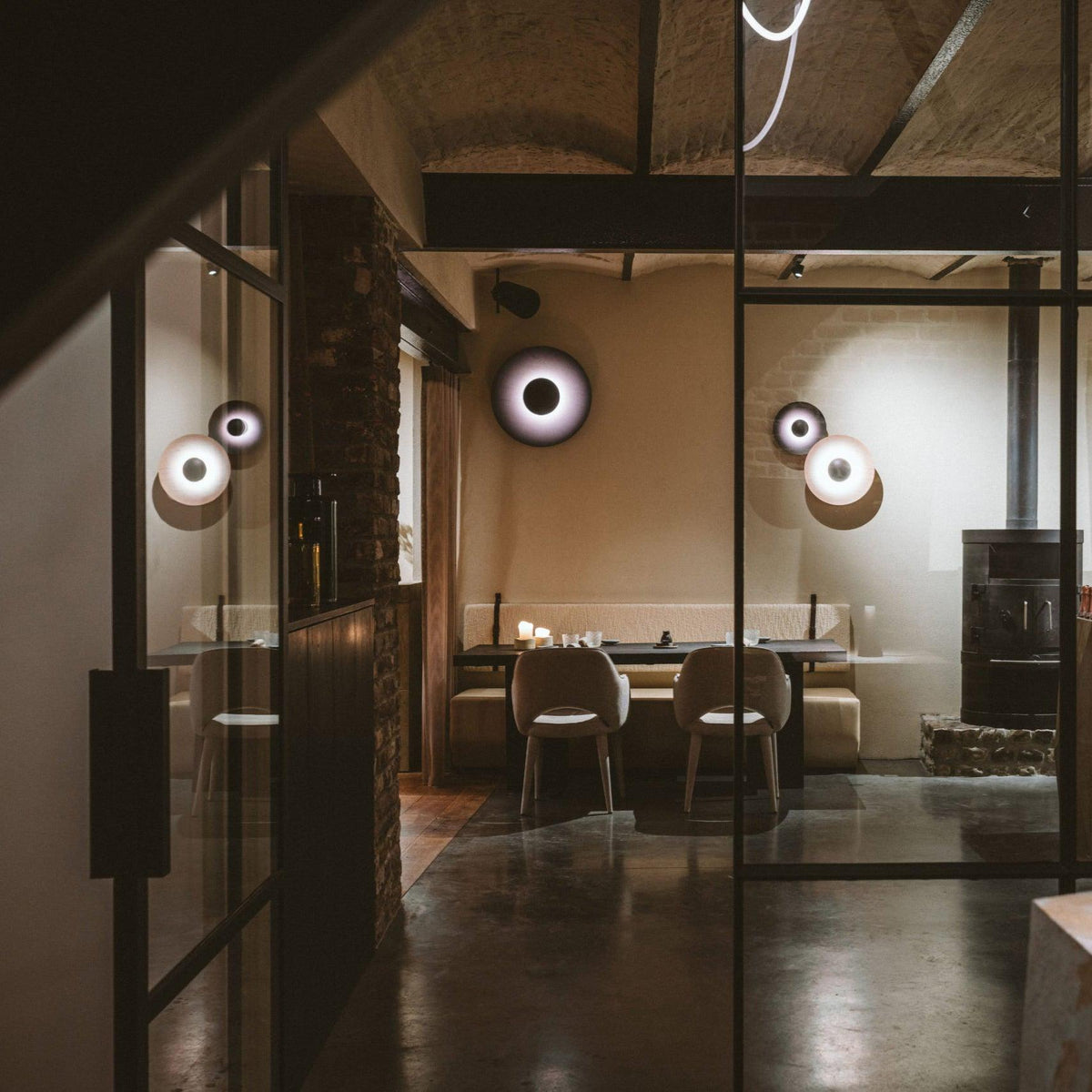 Simplicity Glow Plug In Wall Light