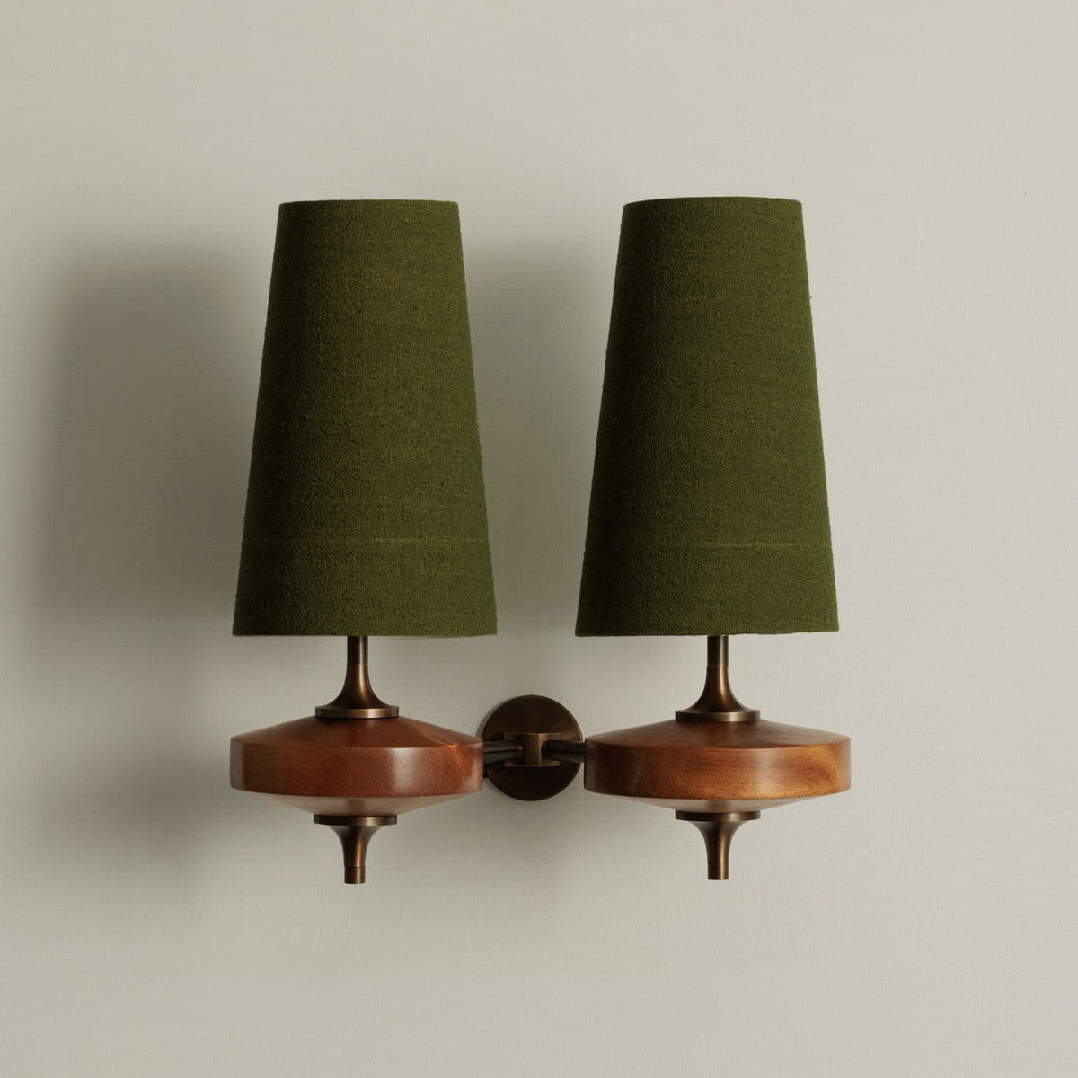 hour-rho-wall-lamp
