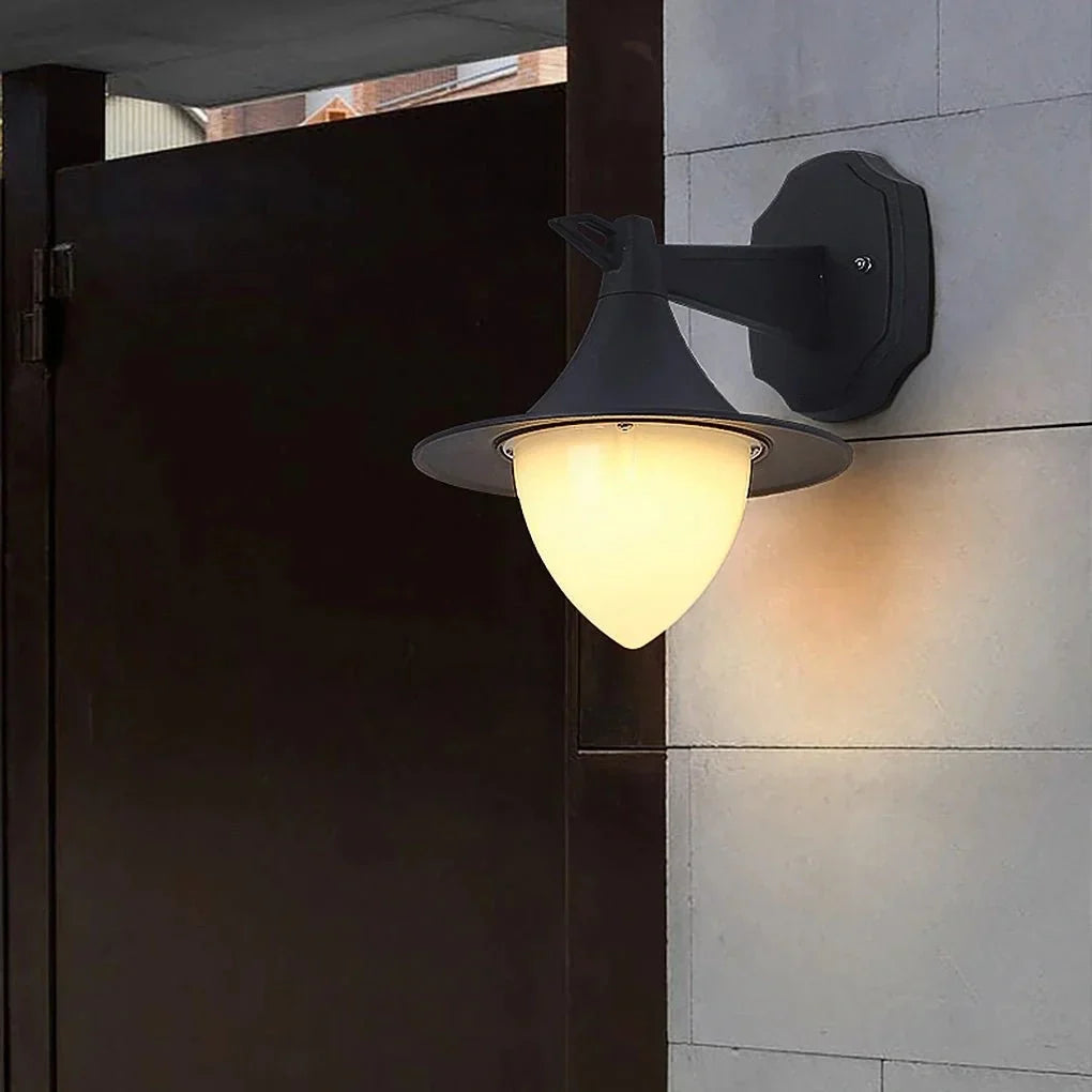 jelena-retro-minimalist-metal-wall-lamp
