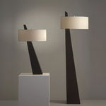jett-obelisk-table-lamp