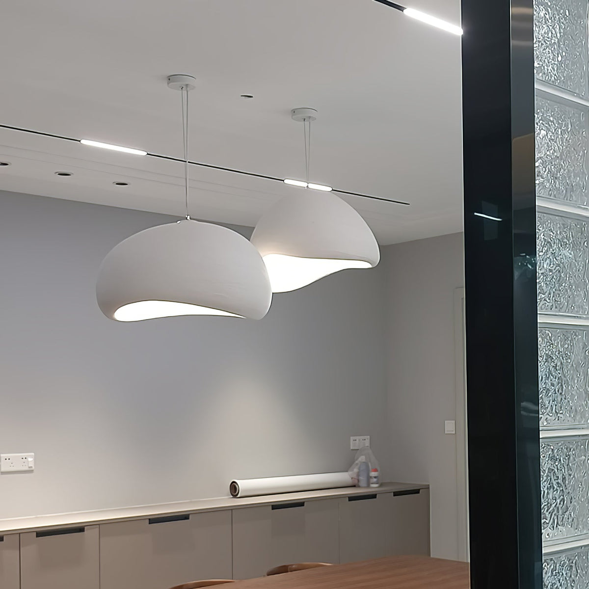 Khmara Pendant Lamp