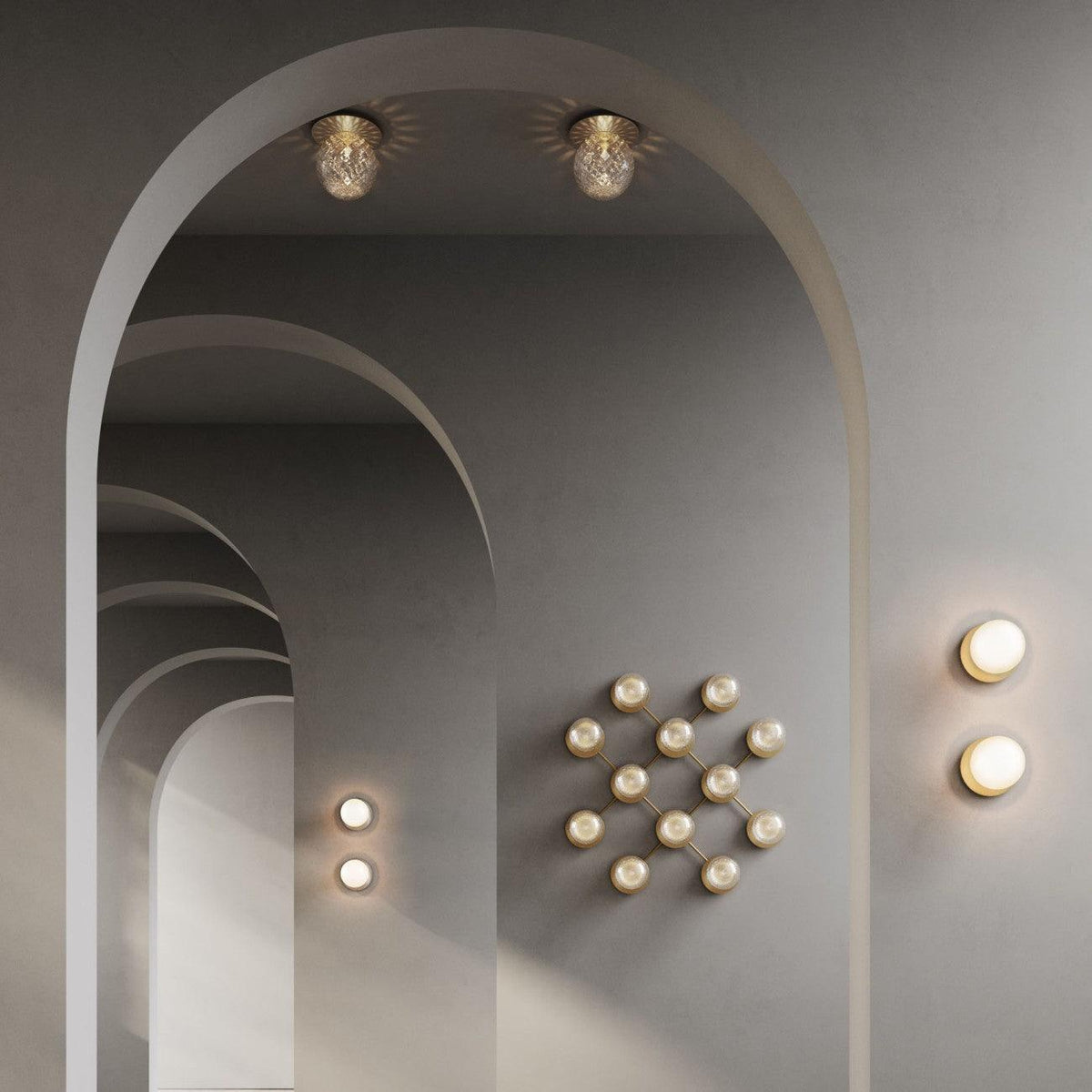 liila-wall-lamp