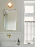 liila-wall-lamp